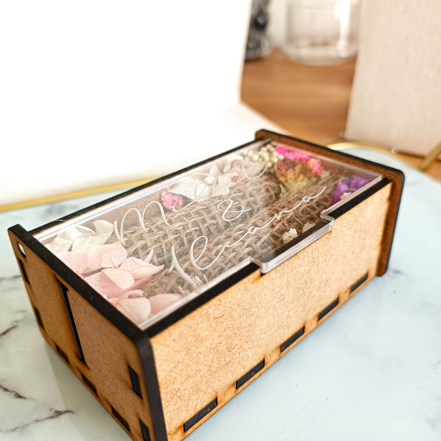 Porta alianzas - formato caja de madera