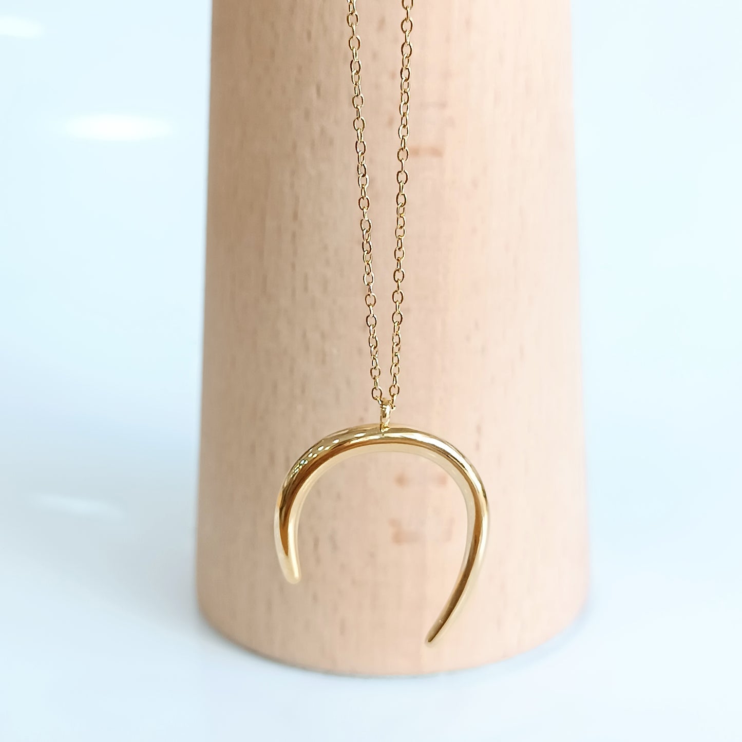 Collar Media luna