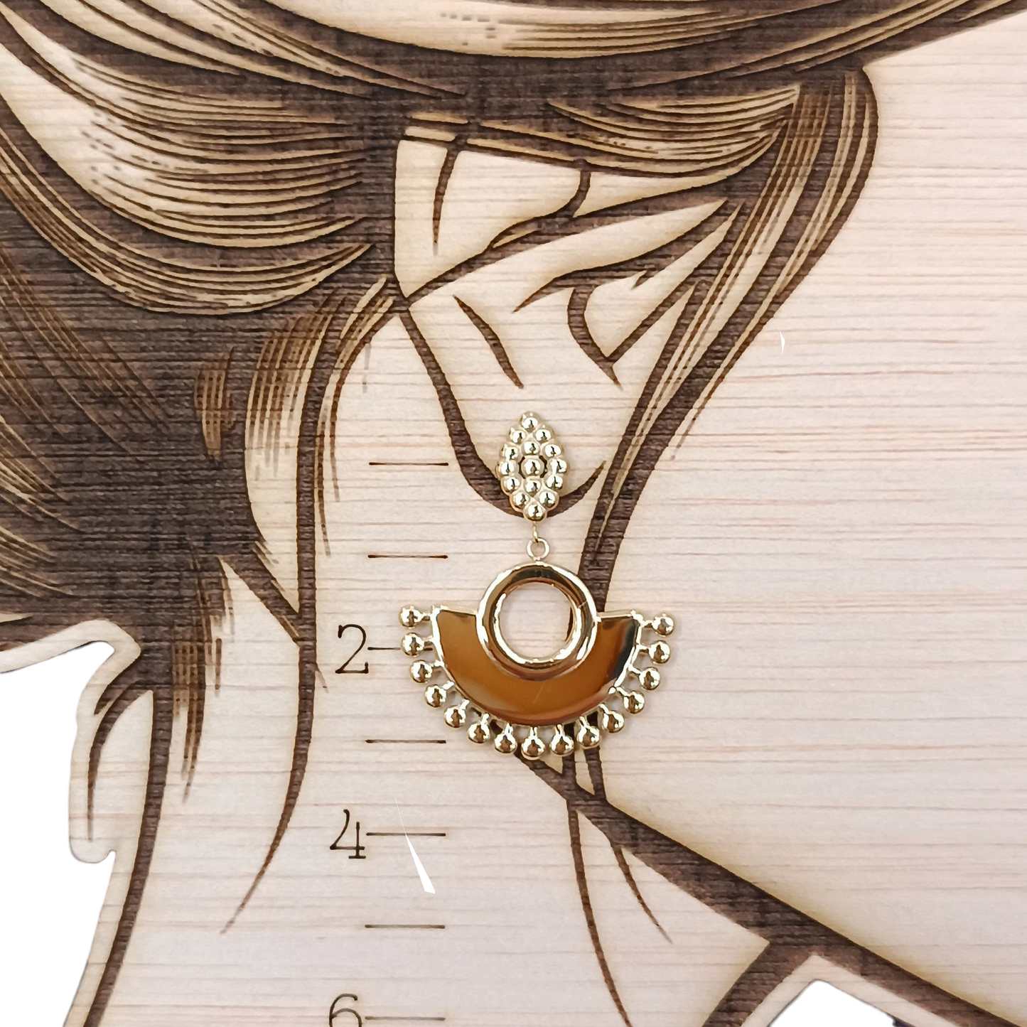 Pendientes Dorados y forma de abanico