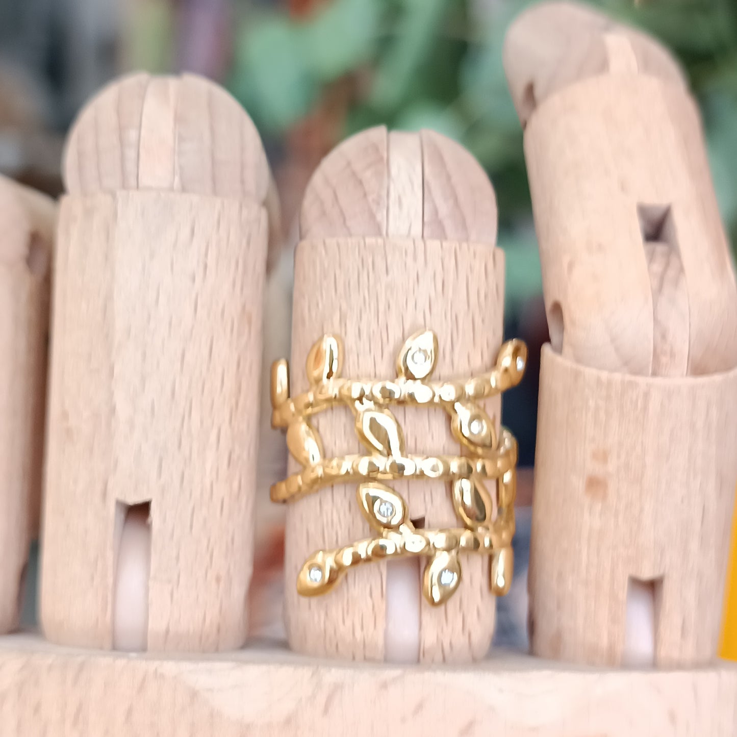 Anillo hojitas
