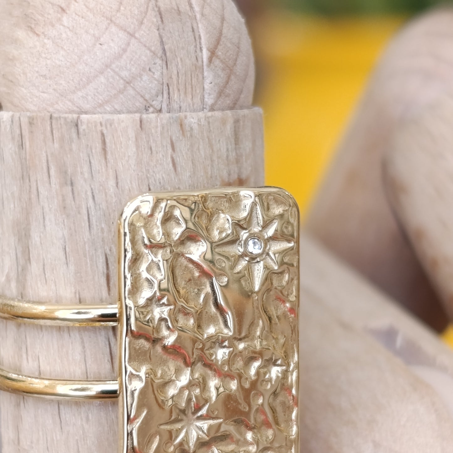 Anillo sello floreado