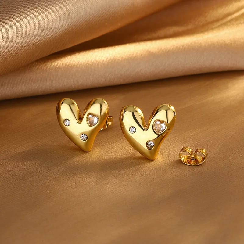 Pendientes corazoncito y brillantes