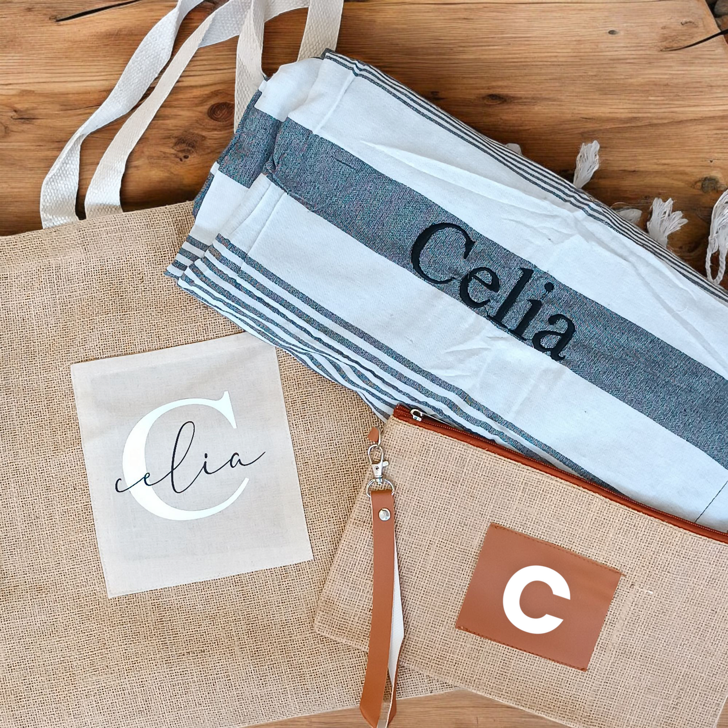 Conjunto bolsa + toalla + neceser