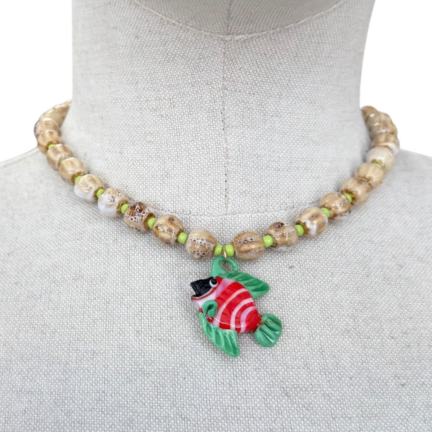 Collar cerámico