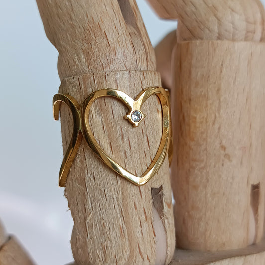 Anillo con forma de corazón