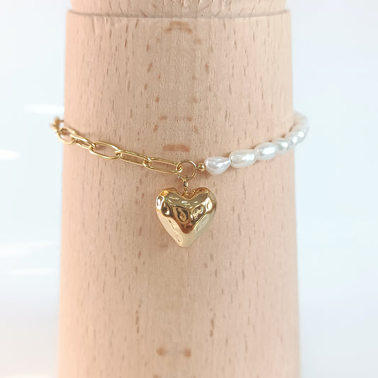 Pulsera Corazón y perlas