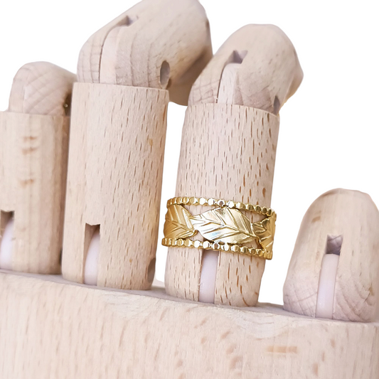 Anillo hojas