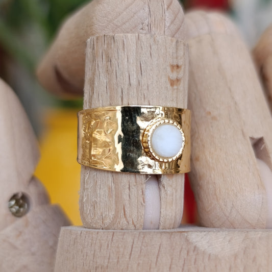 Anillo brazalete con piedra blanca