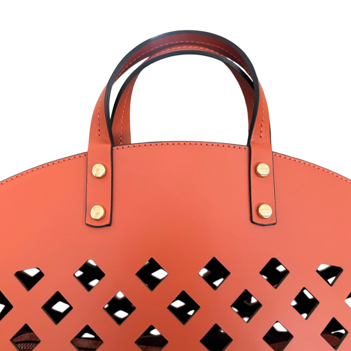 Bolso de piel calado