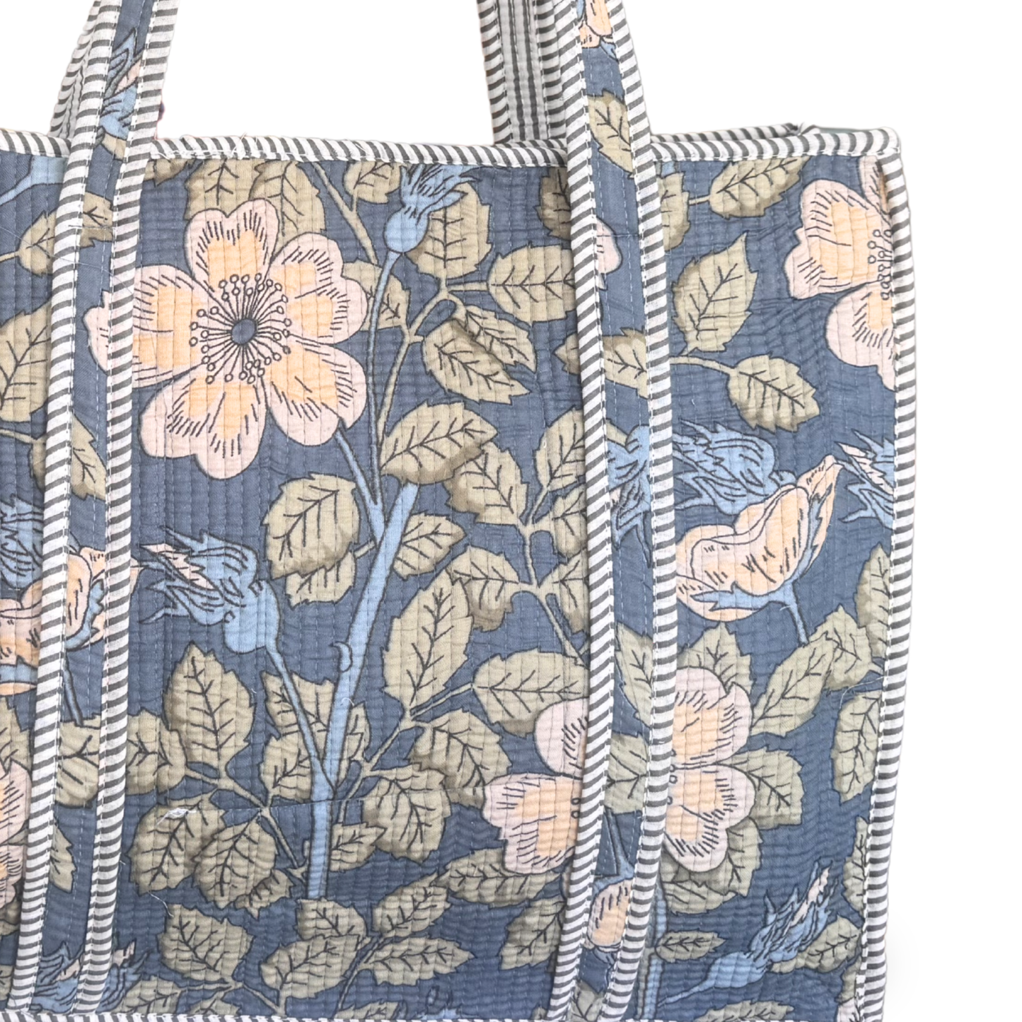 TOTE CARMEN