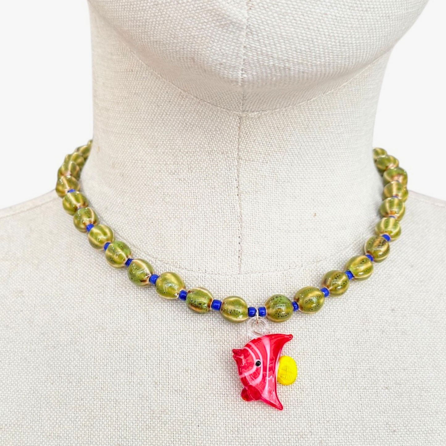 Collar cerámico