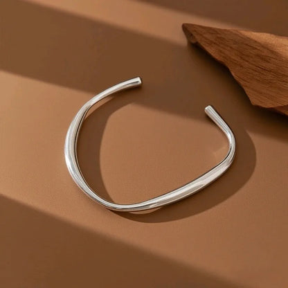 Pulsera brazalete fino
