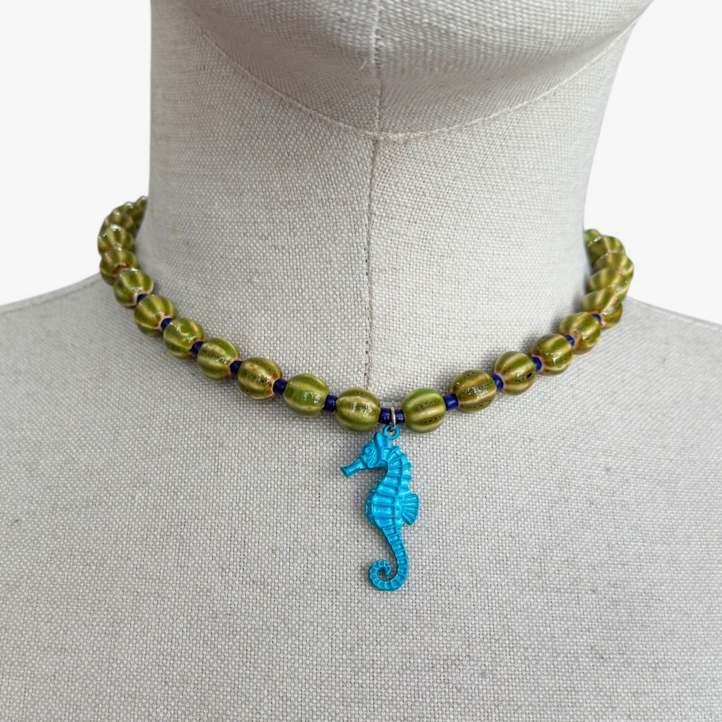 Collar cerámico